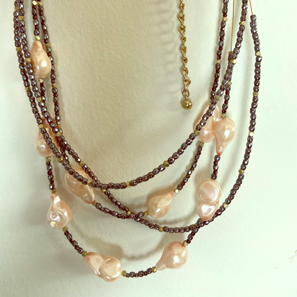 Pink pearl Chico’s necklace